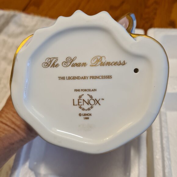 The Swan Princess, Lenox, Legendary Princesses Collection - Picture 5 of 7